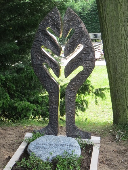 bronzen grafmonument