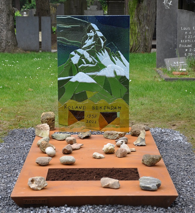 grafmonument_bekendam, glas